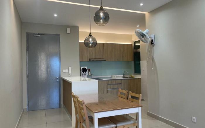 Meridin Bayvue - 3BR - 6 Pax - Near MMHE
