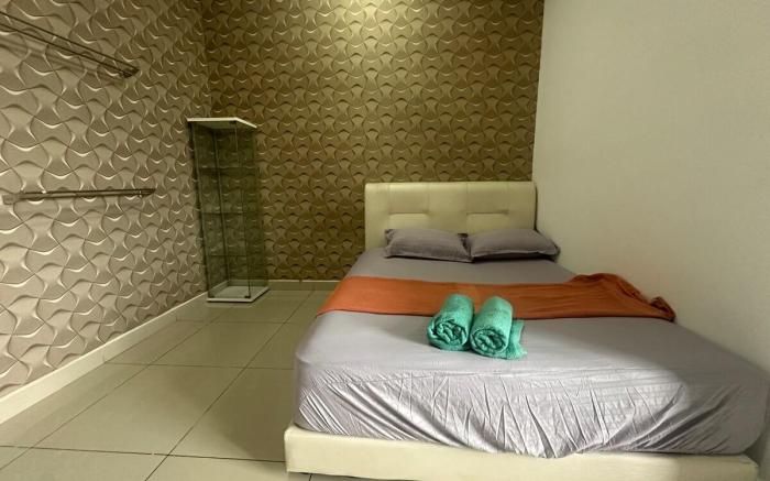 Puchong Condo Free WiFi & Netflix