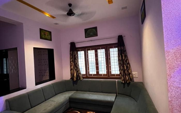 Opera House | 4 Suite Bedrooms with AC, TV, Wifi