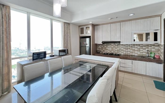 Luxury 3BR Kemang Village w/ Netflix, WiFi, Pool 