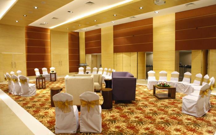 Lemon Tree Hotel Shimona Chennai