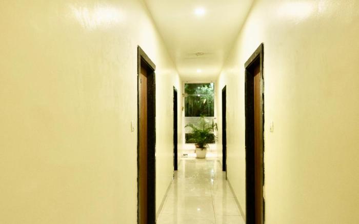 Hotel Green Leaf by Stays Easy