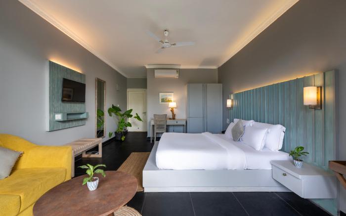 Echor Samara Morjim Goa Sea view Restro