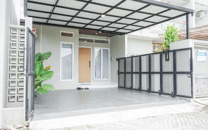 Griya Mahoni Palagan Homestay Jogja
