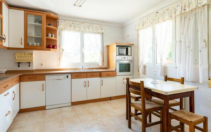 Casa con jardín en Gama