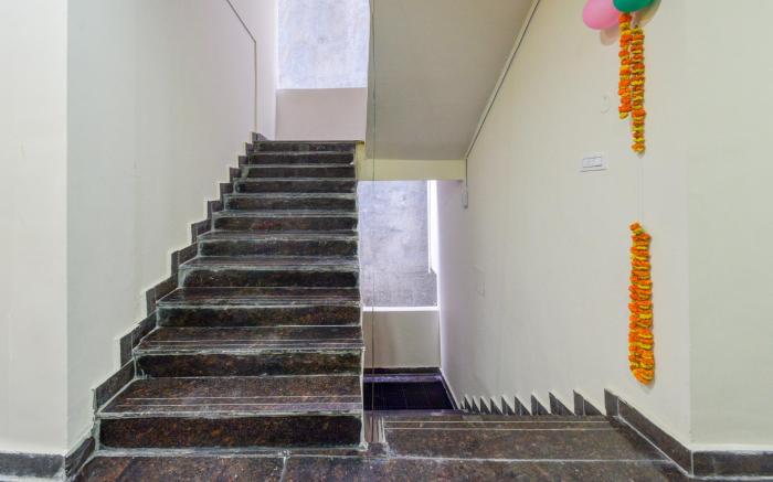 Hotel O Royal Stay Luxury Rooms