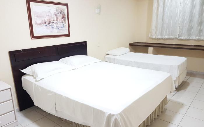 OYO Del Verde Hotel