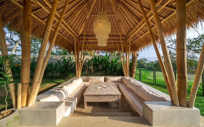 Sola Villa w/Private Pool & Rice Field | Ubud