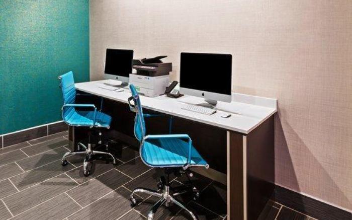 Holiday Inn Express and Suites Killeen-Fort Hood Area By IHG