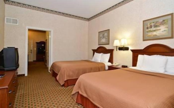 Best Western PLUS Hanes Mall Hotel
