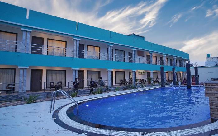 Golden Sand Beach Resort