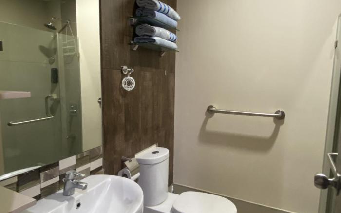 Feels Like Home Condos (Abreeza Place Tower 2) A