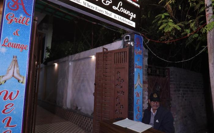 Shree Krishna Inn 
