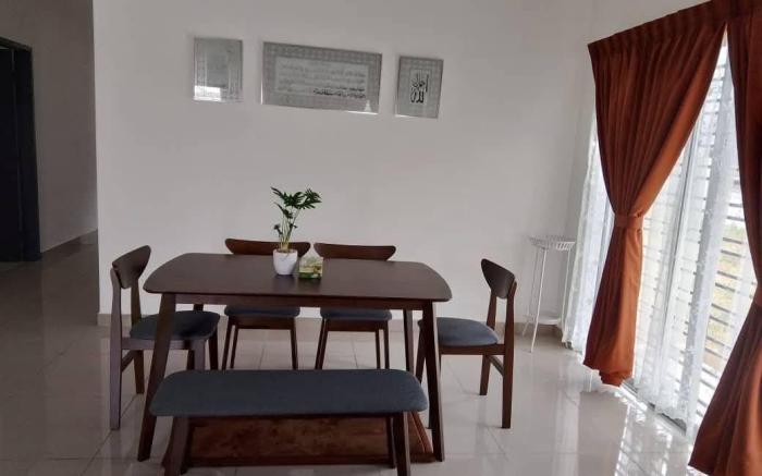 Seri Cempaka Homestay