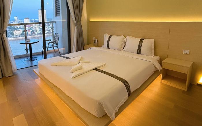 X One Hotel 