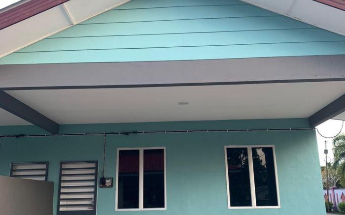 HOMESTAY KELUARGA (GEMBIRA)
