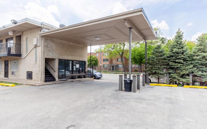 Best Motel By OYO Chicago I-90