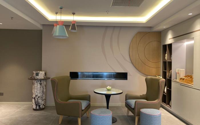 Home Inn Neo Shanghai Songjiang New Town Metro Station