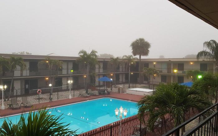 Days Inn by Wyndham St. Petersburg / Tampa Bay Area