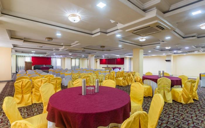 Yellow Pagoda Hotel