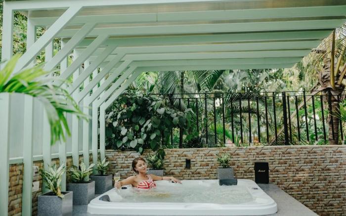 Bali Grand Mansion | Jacuzzi Spa | Private Pool
