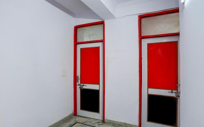 Hotel O Maharaja Near By Vinayak Hospital Gali No-5