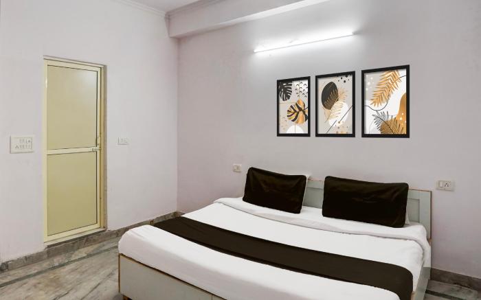 Hotel O Maharaja Near By Vinayak Hospital Gali No-5