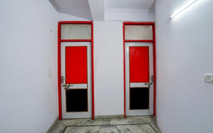 Hotel O Maharaja Near By Vinayak Hospital Gali No-5