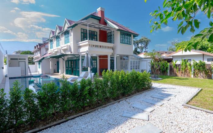 Summer Eternal Pool Villa Nimman