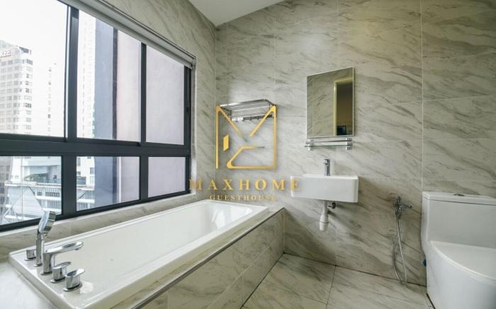 Premium Studio bathtub@Imperio Melaka S11