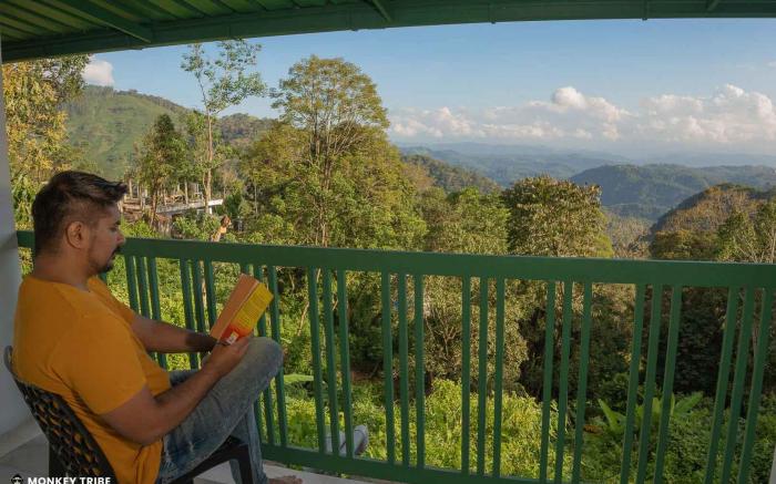 Monkey Tribe Munnar