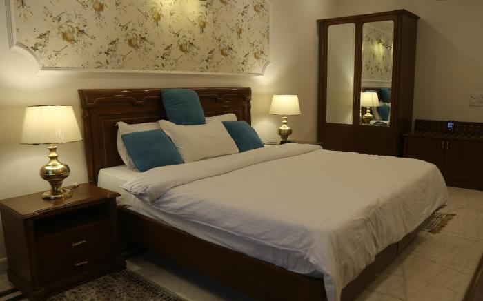 Hotel Kwality Regency