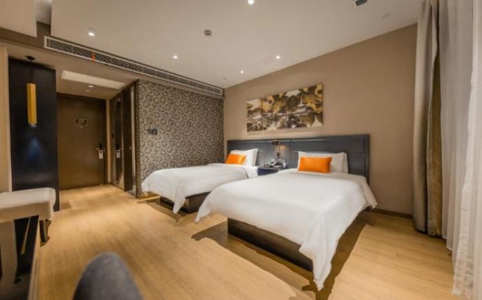 Yitel Premium Hangzhou West Lake Lakeside Pedestrian Street