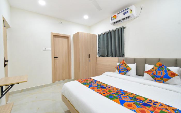 FabHotel Narsingi - Nr Global Eye Hospital, Narsingi