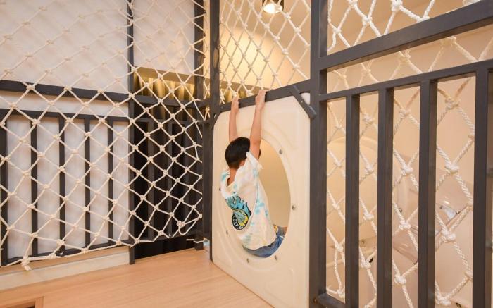 【HOT!】Snowy Slide Kids Kingdom & Ball Pool | 6 Pax