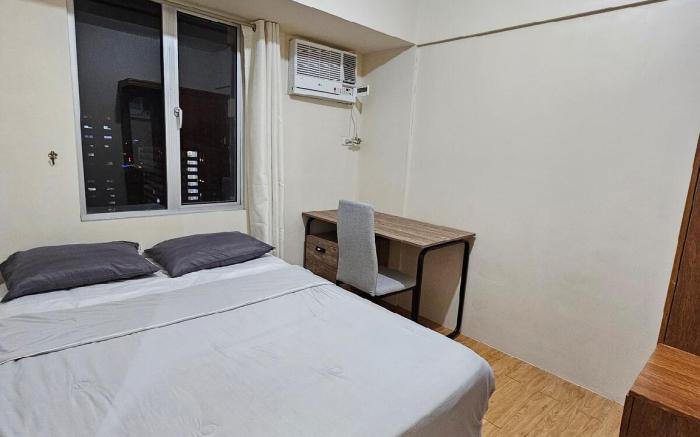 At 12th floor 1BR _Avida Tower 1, IT Park Cebu.