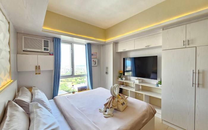 At 26th-floor studio at Avida Riala CEBU IT PARK