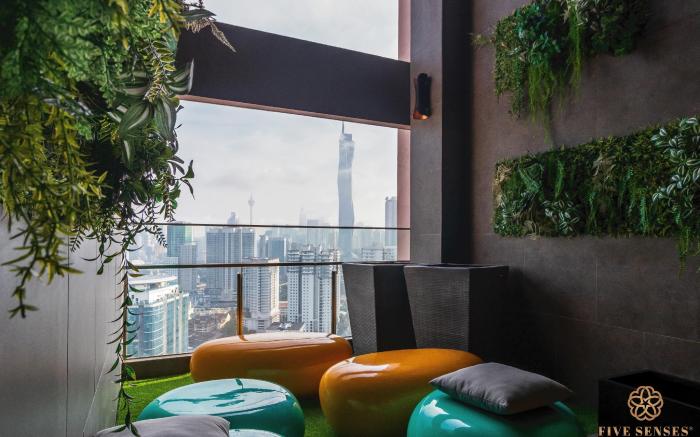 Riveria Premium Kuala Lumpur, Roam