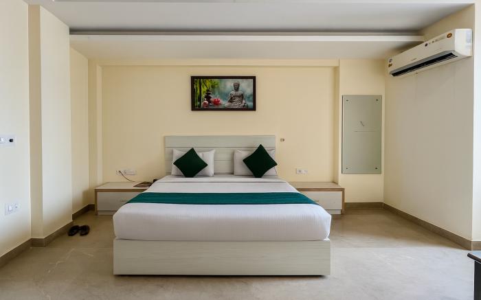 Hotel Good Luck by JMD Group