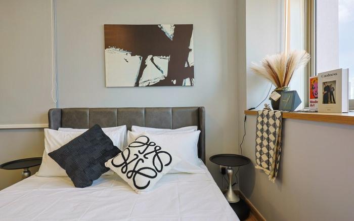 Simple Cozy Studio Apartment@Merdeka 118 view