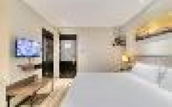 Home Inn Neo Lin'an Qianwang Street Wanhua Plaza