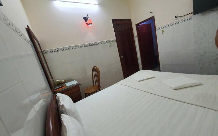 LY LY HOTEL