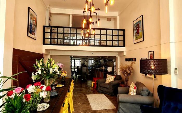 Beautiful 5 Story Family House