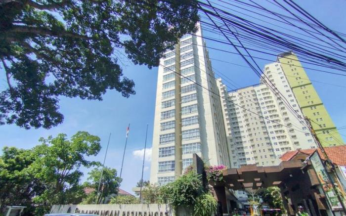 Tranquil 1BR at Parahyangan Residence By Travelio