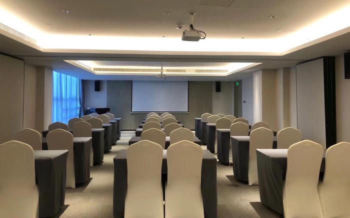 FM BLEISURE Hotel Qingdao Chengyang MixC