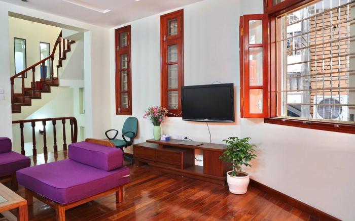 Nhà 345m2, 8 khách, 3 phòng ngủ, phố cổ trung tâm