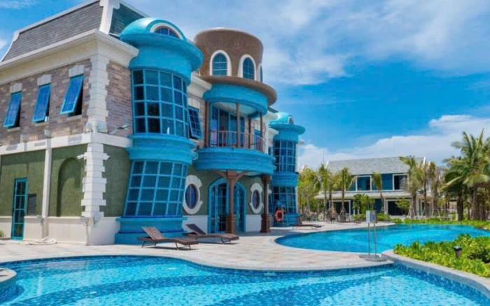 Ho Tram Beach House - House by Ho Tram Beach