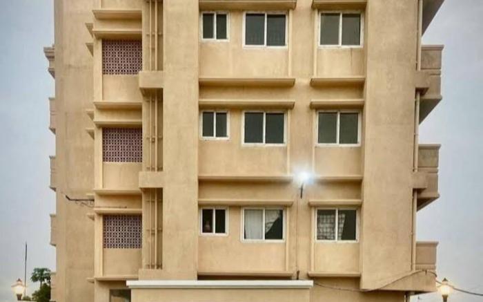 Thiruveesar service apartments 