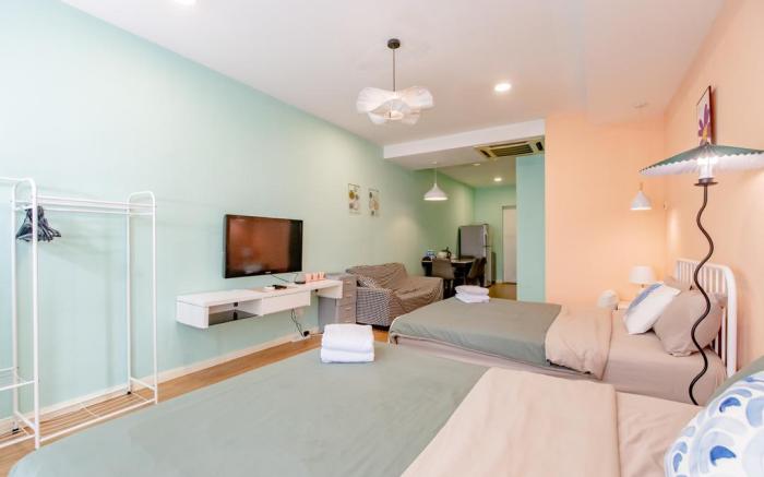 Cozy unit 2121 near Times Square/Pavilion/Alor Str