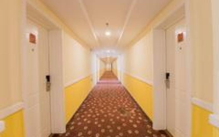 Home Inn Beijing 2nd Foreign Languages Institute Wanda Plaza Shuangqiao Metro Station